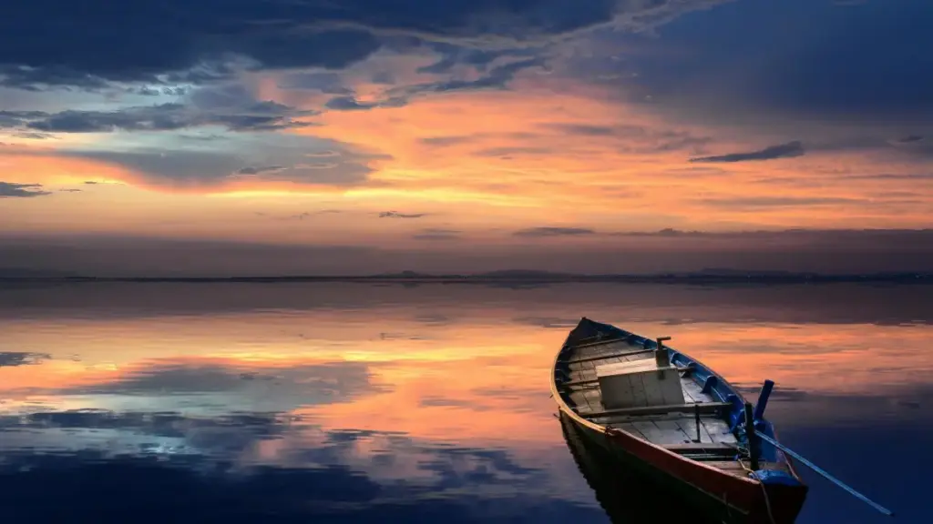 Pandan Mali, pandiŋo fɔlɔ ye Finland LinkedIn créateurs kɔrɔni ye, ka sigi limited edition drops. Turu, ani taktiki fɛ, ani rasilinli.