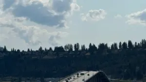 Bi ka fɔlen: fila kɛrɛya ye Spotify kɔnɔ Iraq brands la, sigi ka monetizɛr kanal kɔnɔ. Sariya fɔlɔn, taktiksu lokal, ni risiki 2025.