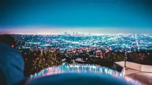 Gidaa kɔrɔ: dali fɛ ka finner Twitch creators su Switzerland, ka sɔrɔ partnership la fila kɛra. Talan ye strategi, outils, ni risk kɛ.