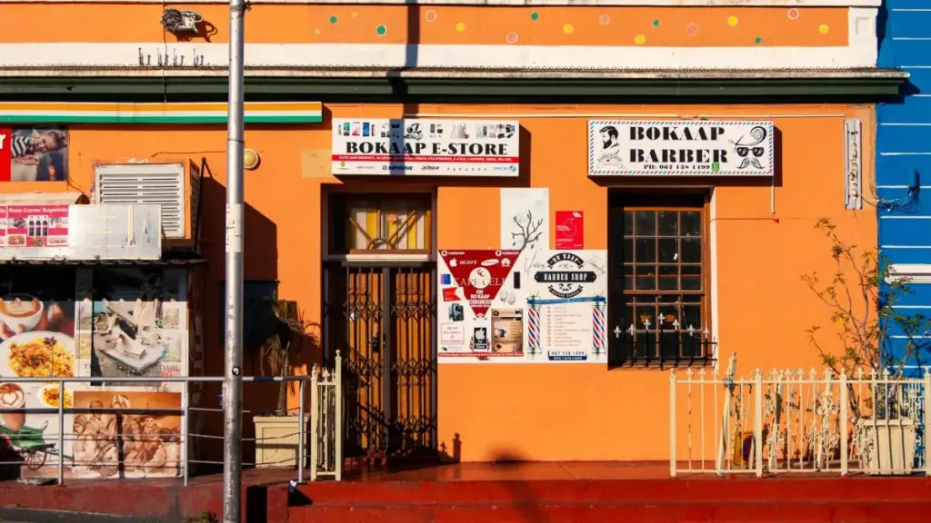 Cara praktikal cari dan pilih creator Shopee Greece untuk ubah followers jadi pembeli — strategi lokal Mali, contoh outreach, metrik yang perlu diukur.