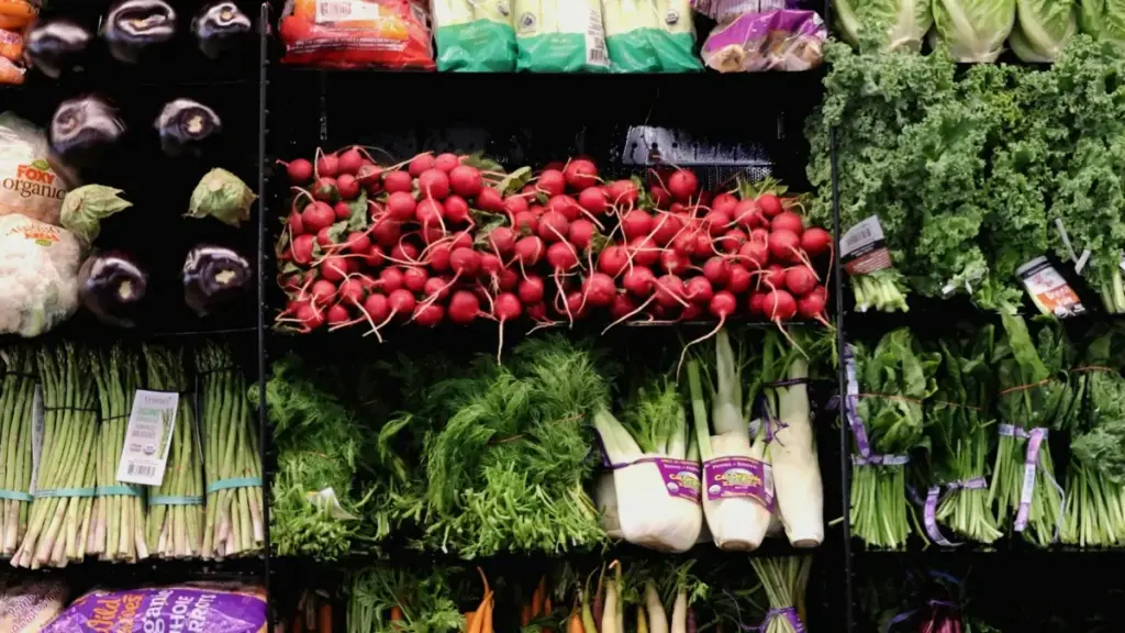 Panduan praktikal untuk kreatè di Mali: cara capai jenama Korea di SoundCloud, guna alat sponsored, dan bina pitch yang kena.