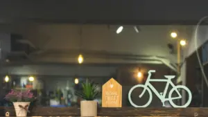 Kalan kɛɲɛnna: wili Jordan Rumble créators ye, bɛɛ ka sariya don online furu din. Tilaran, kan ka sariya, ni kɛrɛkan fɔlɔ.