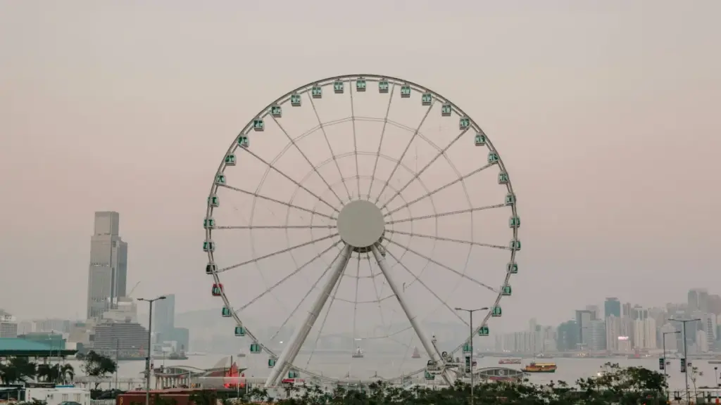 Furu kɔrɔla: ka fila Norway brando ye Threads la, i bɛ ta travel planning guideɲɛn na. Turu, taktiki, ni misɛn kan, fɔlɔ don bɛ sara Mali creator fana.